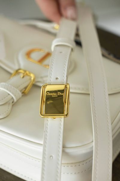 Сумка Dior Bobby Bag in Cream Smooth Skin 0214 фото