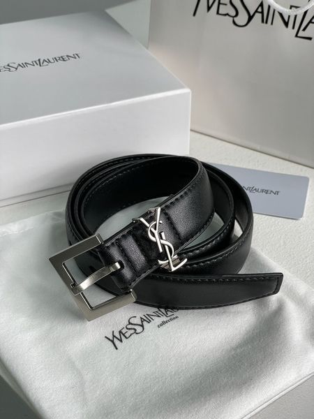 Ремень Saint Laurent Cassandre Belt in Black Leather/Silver Buckle 66119 фото