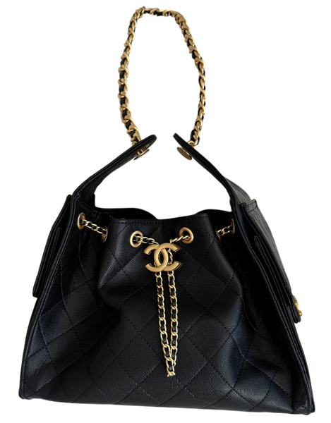 Сумка Chanel 25 Small Handbag in Black Grained Calfskin & Gold-Tone Metal 164 фото