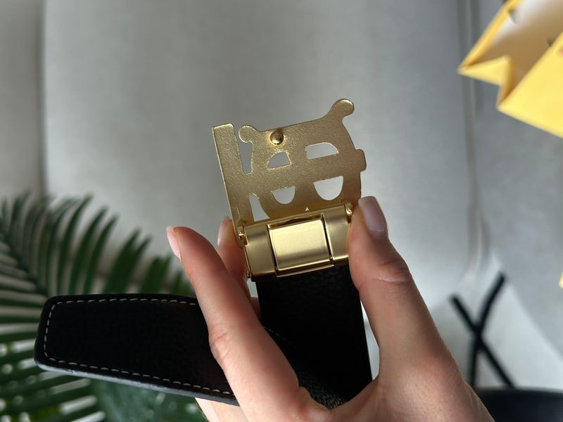 Ремінь Burberry Leather TB Belt Black/Gold 66176 фото