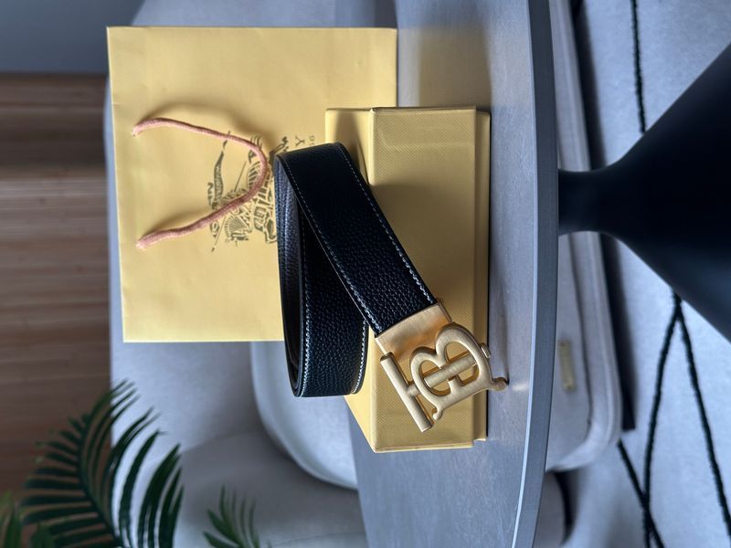 Ремінь Burberry Leather TB Belt Black/Gold 66176 фото