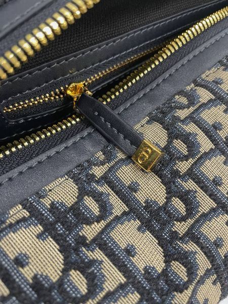 Сумка Dior Medium D-Journey Bag in Blue Dior Oblique Jacquard/Gold Hardware 12289 фото