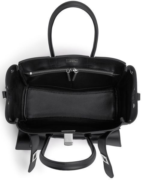 Сумка Balenciaga Bel Air Carry All Bag Mini in Black Smooth Calfskin/Aged-Silver Hardware 18021 фото