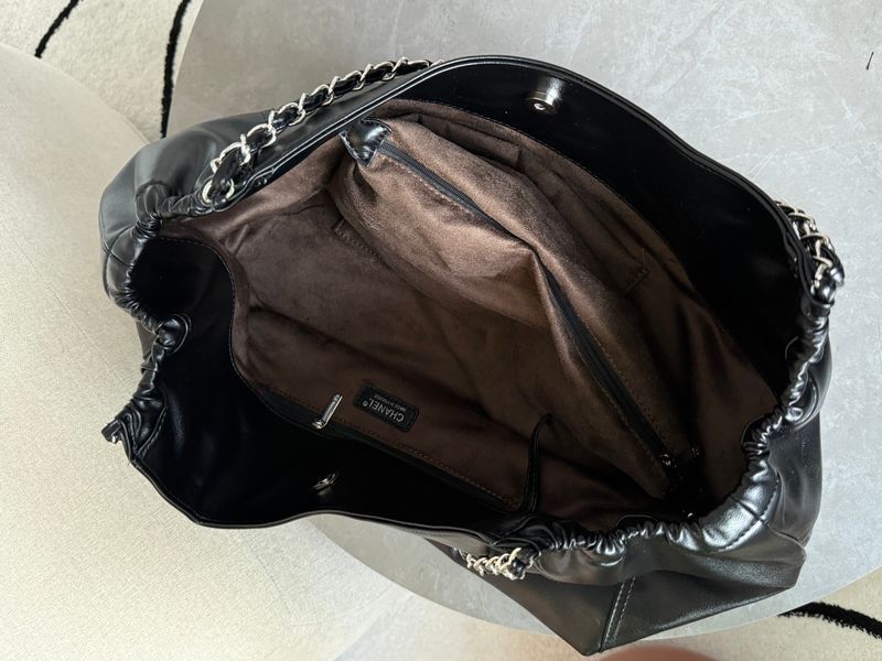 Сумка Chanel Maxi Shopping Bag in Black Lambskin Leather 991192 фото