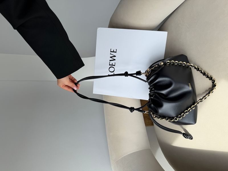 Сумка Loewe Flamenco Medium Purse in Black Mellow Nappa Lambskin Premium Quality 622 фото