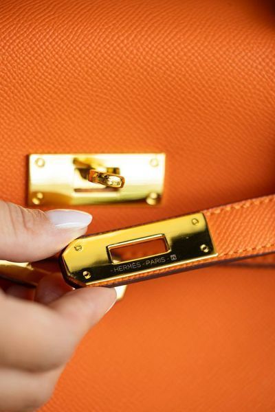 Сумка Hermes Kelly Sellier 28 in Orange Epsom/Gold Hardware 0537 фото