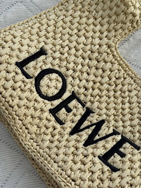 Сумка Loewe Font Tote Raffia Medium Bag Natural 497 фото