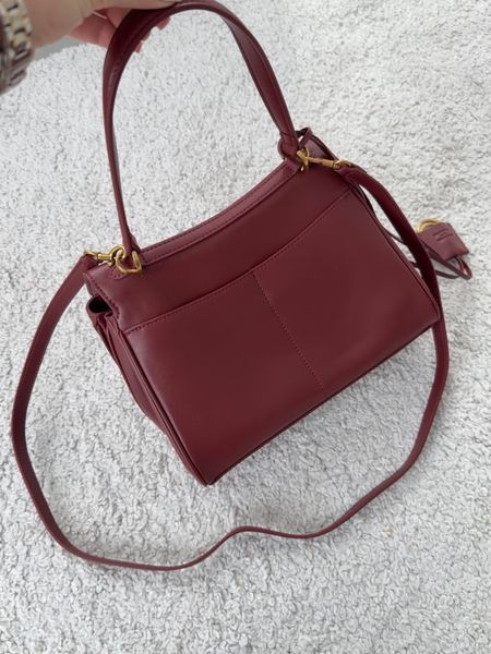 Сумка Balenciaga Rodeo Small Handbag in Burgundy Smooth Calfskin/Gold Hardware 593 фото