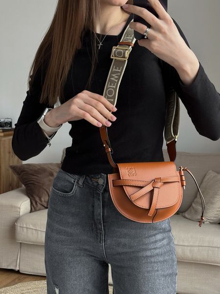 Сумка Loewe Mini Gate Dual Bag in Tan Soft Calfskin 0468 фото