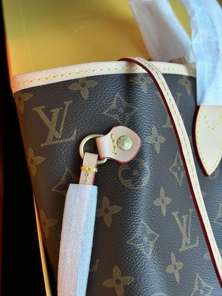 Сумка Louis Vuitton Neverfull MM in Brown Monogram Coated Canvas/Cerise Red 0173 фото