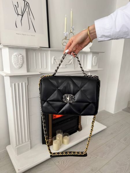 Cумка Chanel 19 Flap Bag in Black Quilted Lambskin/Silver-Gold Hardware 443 фото