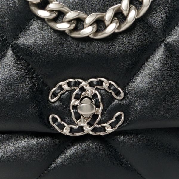 Cумка Chanel 19 Flap Bag in Black Quilted Lambskin/Silver-Gold Hardware 443 фото