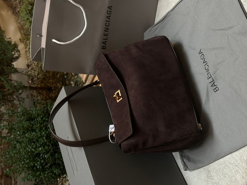 Сумка Balenciaga Rodeo Small Handbag in Brown Suede/Gold Hardware 99669 фото