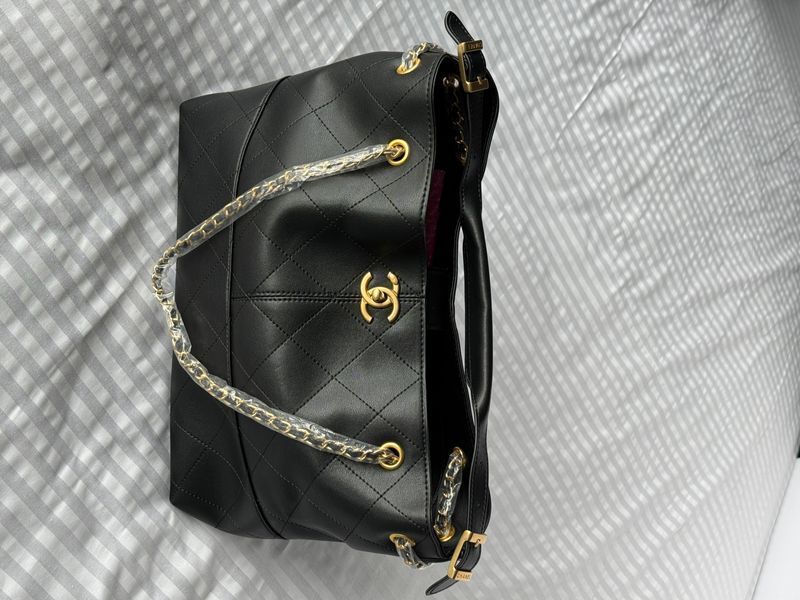 Сумка Chanel Hobo Shopping Tote Bag 35 in Quilted Calfskin Black/Gold Hardware 596 фото