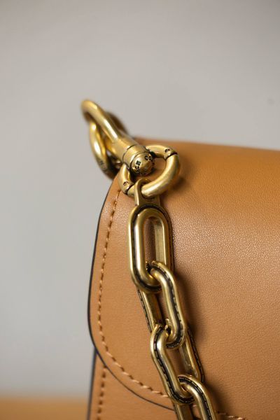Сумка Coach Chain Tabby Shoulder Bag 26 in Leather Camel Brown/Brass Hardware 0542 фото