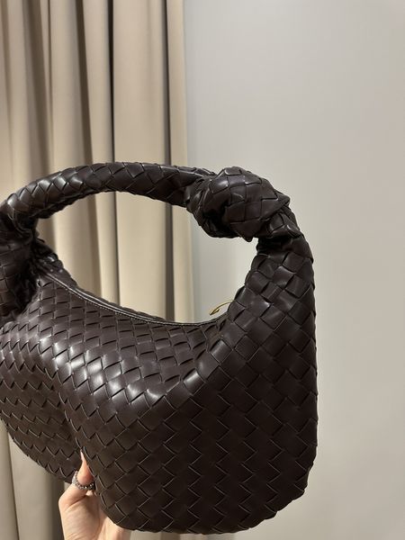 Cумка Bottega Veneta Classic Jodie Bag in Chocolate Nappa Intrecciato 99777 фото
