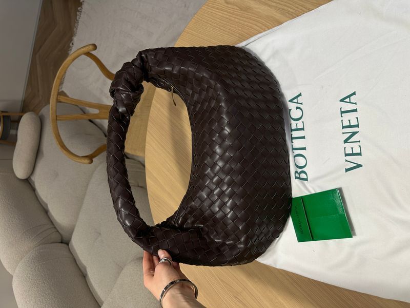 Cумка Bottega Veneta Classic Jodie Bag in Chocolate Nappa Intrecciato 99777 фото