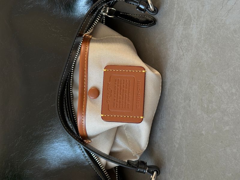 Сумка Coach Juliet 30 Shoulder Bag in Glazed Leather Black/Silver Hardware 991194 фото