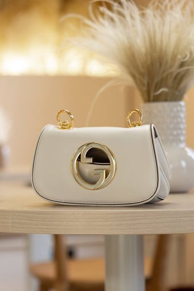 Сумка Gucci Blondie Small Shoulder Bag in White Leather 05022 фото