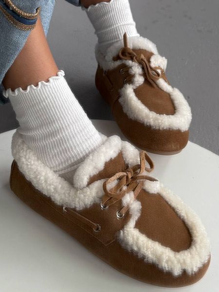 Жіночі зимові замшеві лофери з хутром Miu Miu Winter Loafers Suede Chestnut 1006 фото
