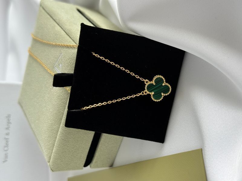 Підвіска Van Cleef & Arpels Vintage Alhambra Necklace Gold/Malachite 0310 фото