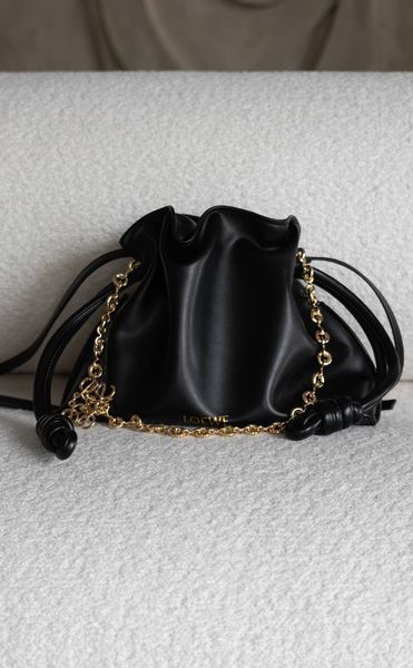 Сумка Loewe Medium Flamenco Clutch in Black Nappa Calfskin 0599 фото