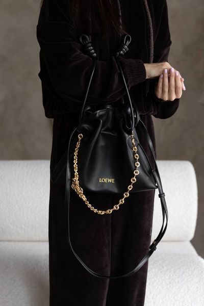 Сумка Loewe Medium Flamenco Clutch in Black Nappa Calfskin 0599 фото