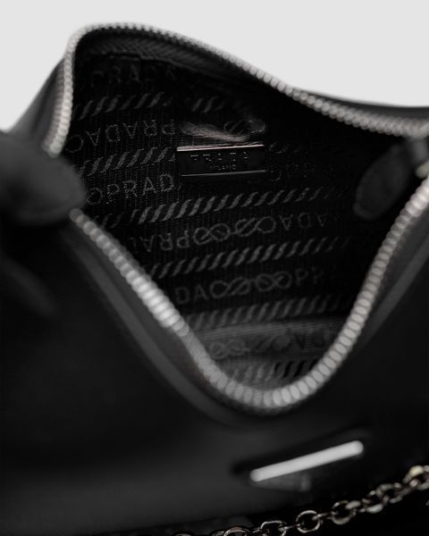 Сумка Prada Re-Edition 2005 Saffiano Leather Bag Black/Silver 99411 фото
