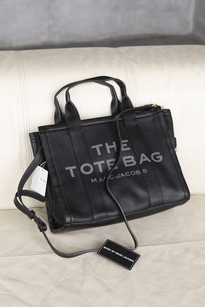 Сумка Marc Jacobs The Leather Medium Tote Bag Black 0355 фото