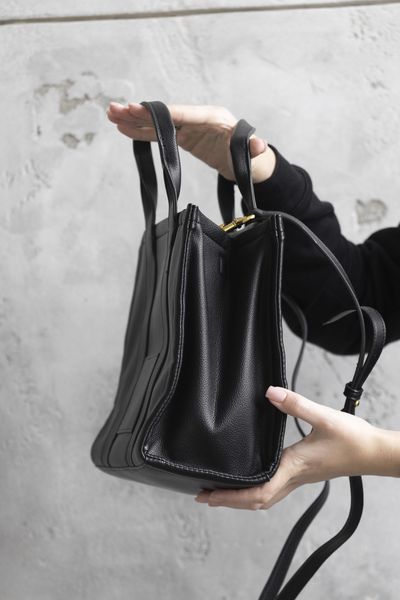 Сумка Marc Jacobs The Leather Medium Tote Bag Black 0355 фото