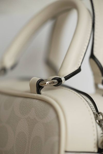 Сумка Coach Rowan Satchel Crossbody Bag in Signature Canvas White/Chalk 0484 фото
