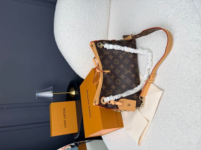 Сумка Louis Vuitton CarryAll BB Bag in Monogram Canvas 0517 фото
