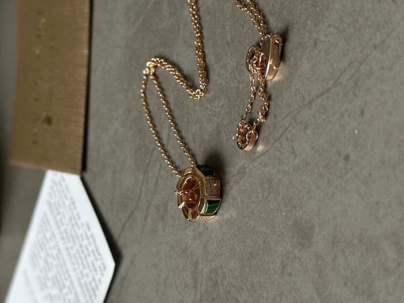 Підвіска Bvlgari Serpenti Viper Necklace 18K Rose Gold with Malachite/Diamonds JW0311 фото