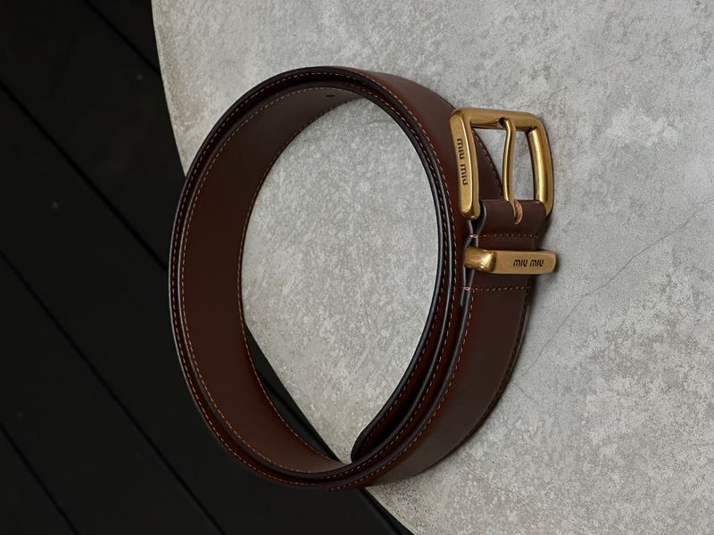 Ремінь Miu Miu Leather Belt Brown/Gold 66158 фото