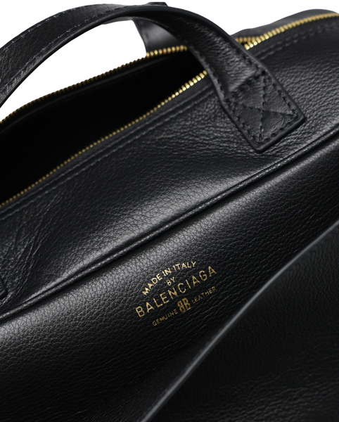 Сумка Balenciaga Carrie Bowling Bag Small in Black Calfskin/Aged-Gold Hardware 991078 фото