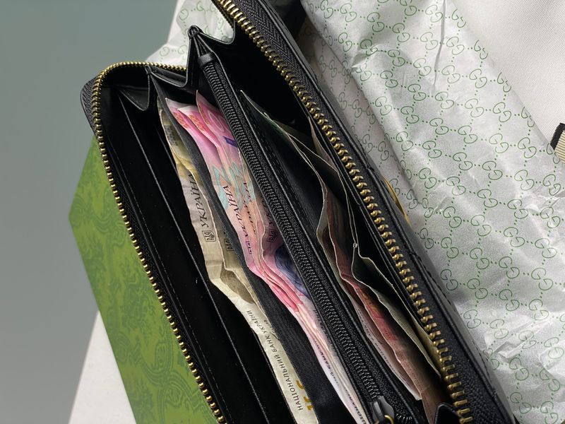 Гаманець Gucci GG Marmont Zip-Around Long Wallet Black Matelasse 88151 фото