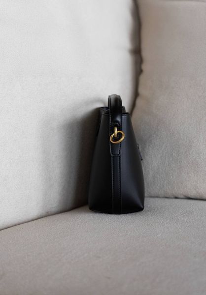 Сумка Saint Laurent Le 37 Small Bucket Bag in Black Shiny Leather 0608 фото