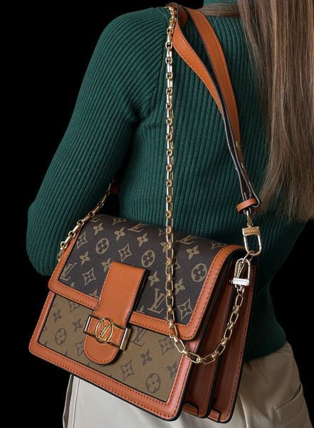 Сумка Louis Vuitton Dauphine MM in Brown Monogram Reverse Coated Canvas 0218 фото