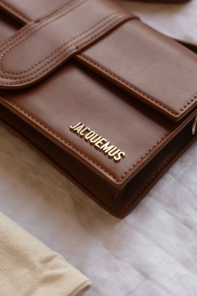 Сумка Jacquemus Le Grand Bambino Long Bag in Brown Leather 0492 фото