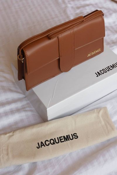 Сумка Jacquemus Le Grand Bambino Long Bag in Brown Leather 0492 фото