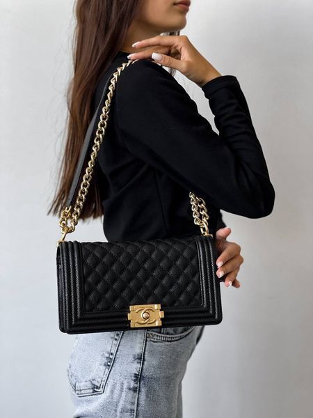 Сумка Chanel Medium Boy Bag in Black Caviar Leather/Gold Hardware 0331 фото