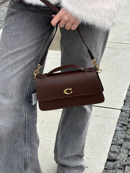 Сумка Coach Juno Crossbody Bag in Leather Maple Brown 12293 фото