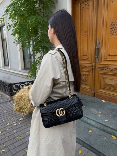 Сумка Gucci Marmont Medium Shoulder Bag in Black Matelass&eacute; Chevron Leather/Gold-Toned Hardware 051121 фото