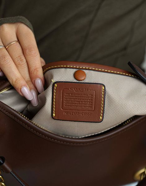 Сумка Coach Juliet Shoulder Bag in Brown Smooth Leather/Brass Hardware 99653 фото