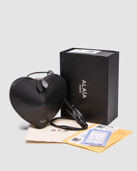 Cумка Ala&iuml;a Le Coeur Heart Shoulder Bag in Black Leather 99945 фото