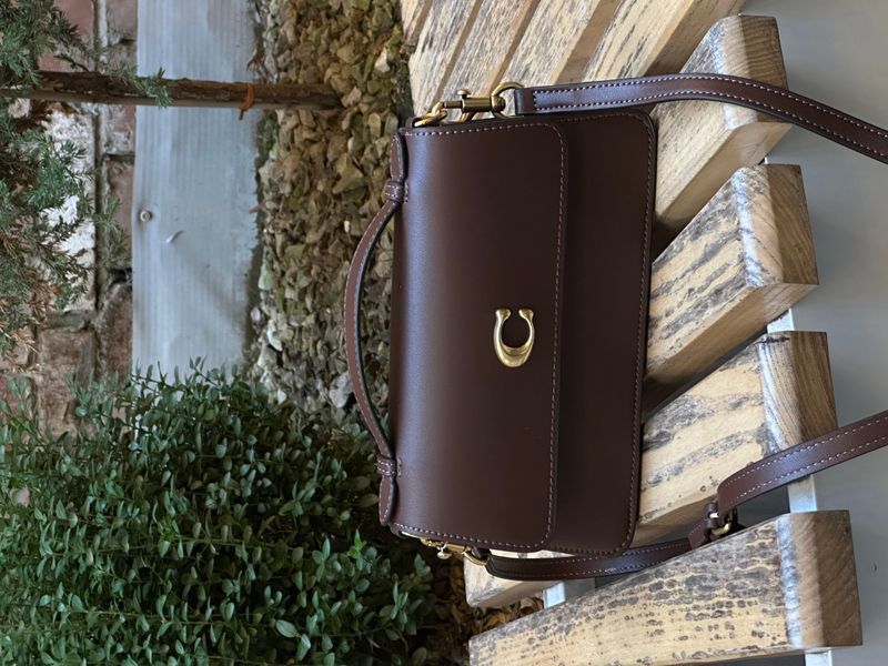 Сумка Coach Juno Crossbody Bag in Leather Maple Brown 12293 фото