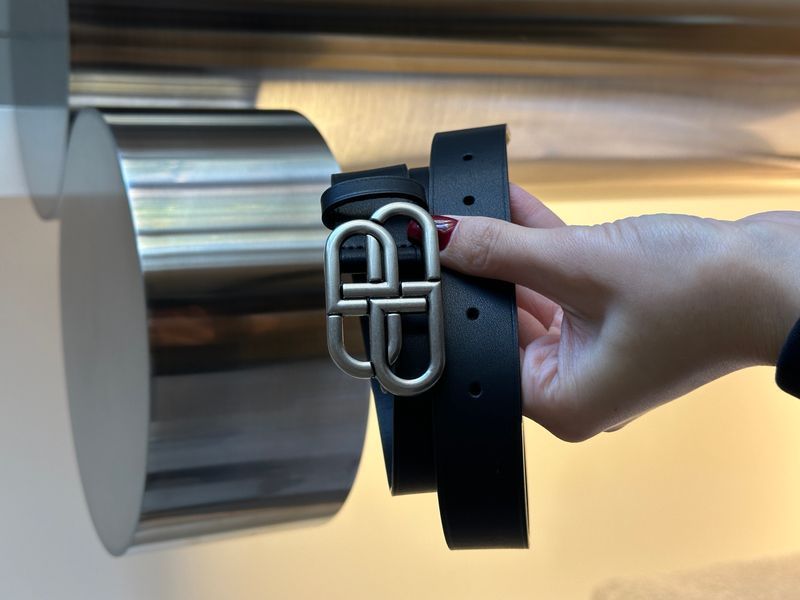 Ремінь Balenciaga BB Unisex Belt in Black Leather with Antique Palladium Buckle Premium Quality 66153 фото