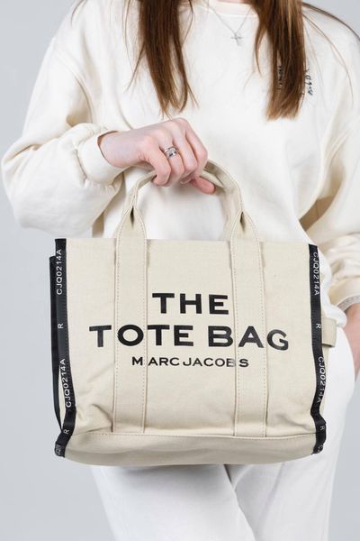 Сумка Marc Jacobs The Jacquard Medium Tote Bag Warm Sand 0355 фото