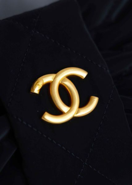 Сумка Chanel Mini Bow Bag Velvet-Effect Nylon & Gold-Tone Metal  Black 0589 фото