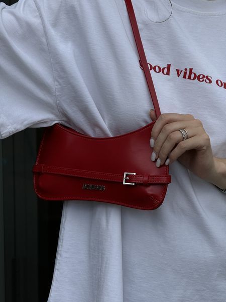 Сумка Jacquemus Le Bisou Ceinture Bag Red 99425 фото